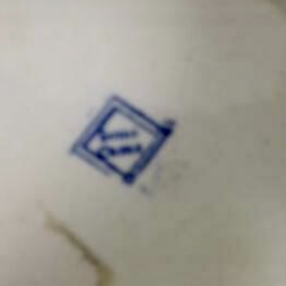 Vintage, Rare, Buffalo Pottery, 12-pc Blue Willow Snack-Dinner Set - Picture 12 of 12